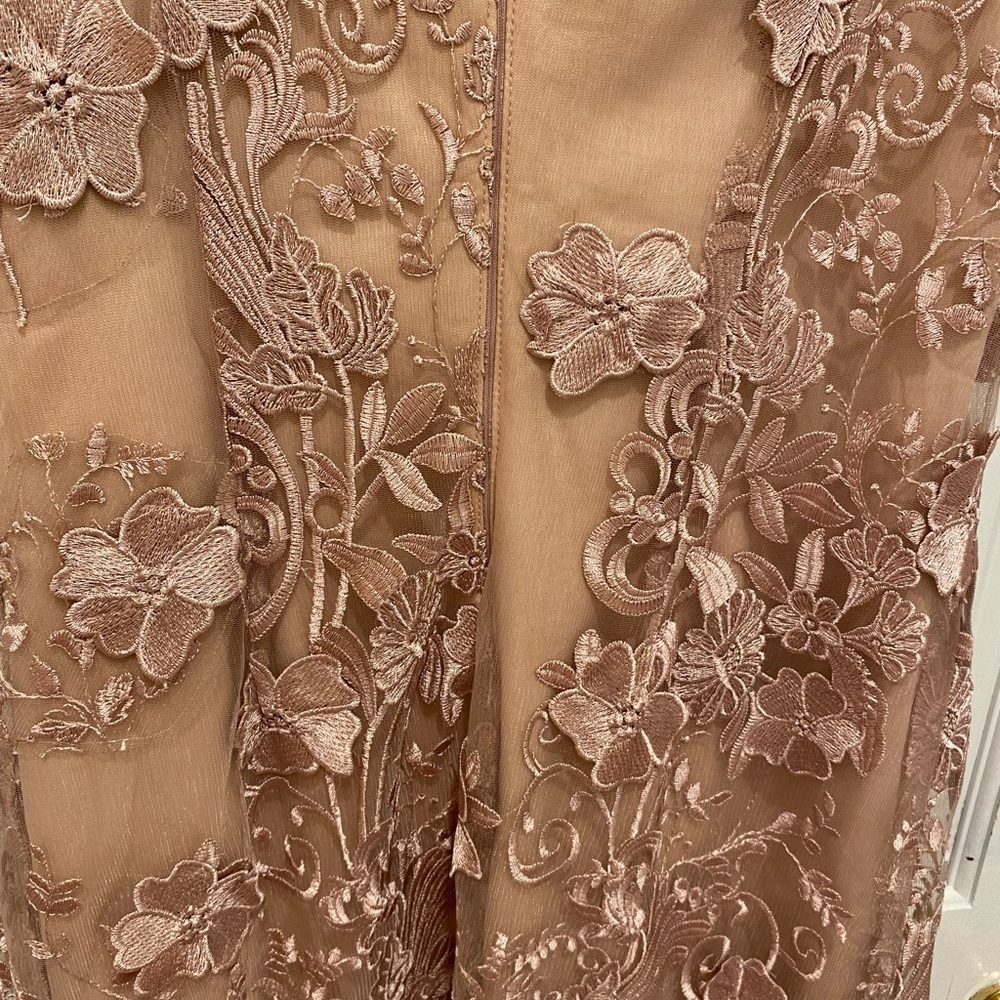 Decode 18 formal dress - Picture 3 of 4